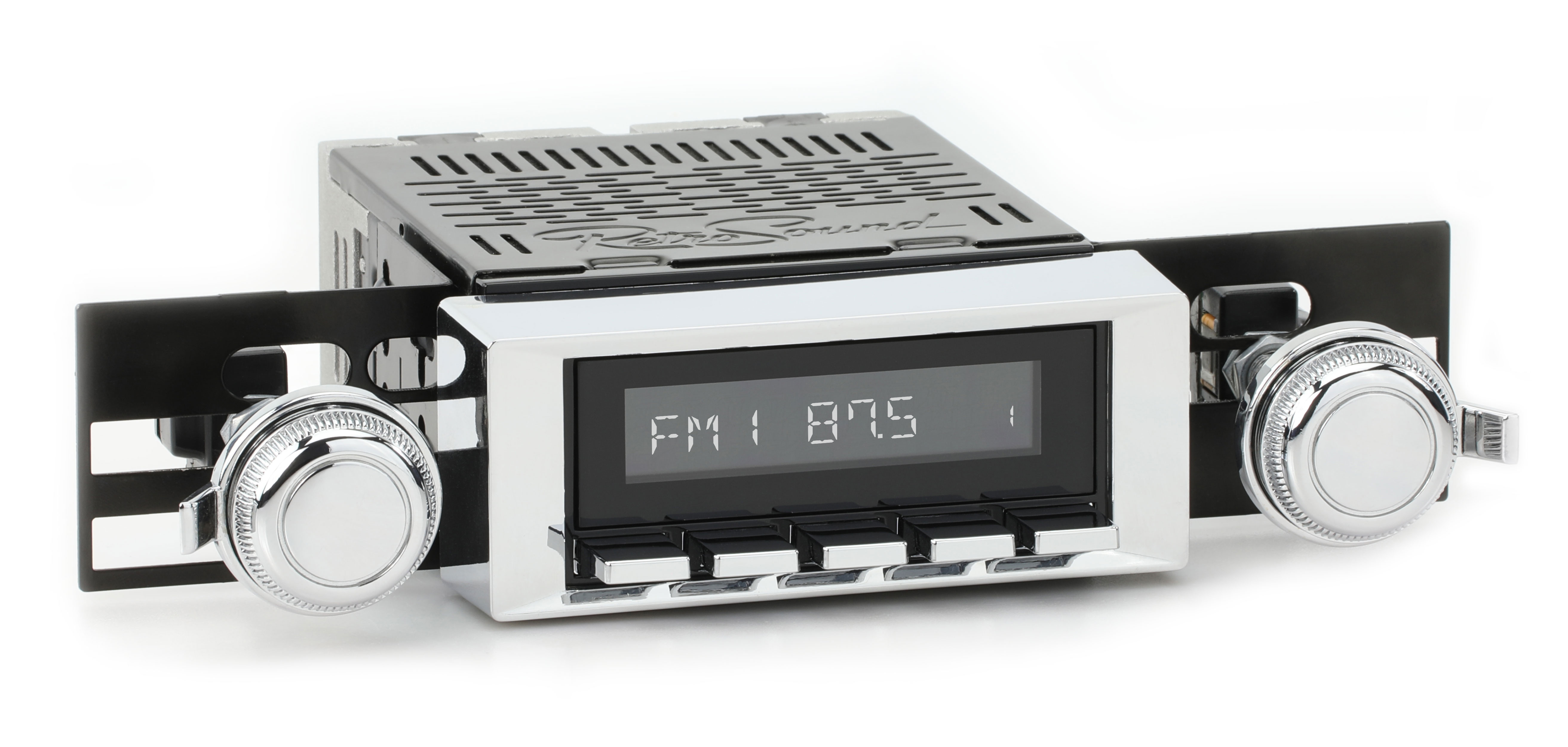 RetroRadio Compatible with 1971-72 Chevrolet El Camino  LABC-M1-117-120-03P-73P